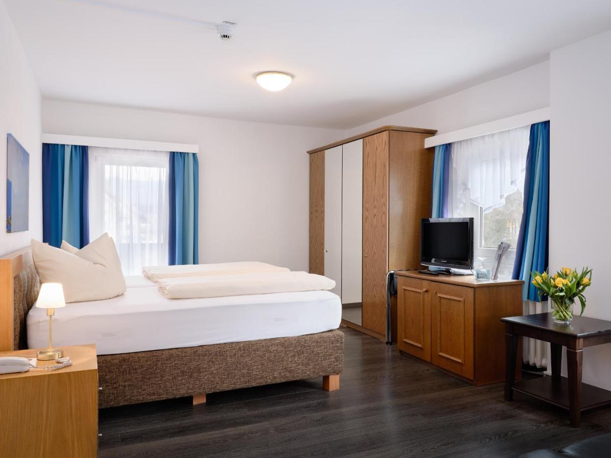 Gaestehaus Waldeck Титизее-Нойщат Екстериор снимка